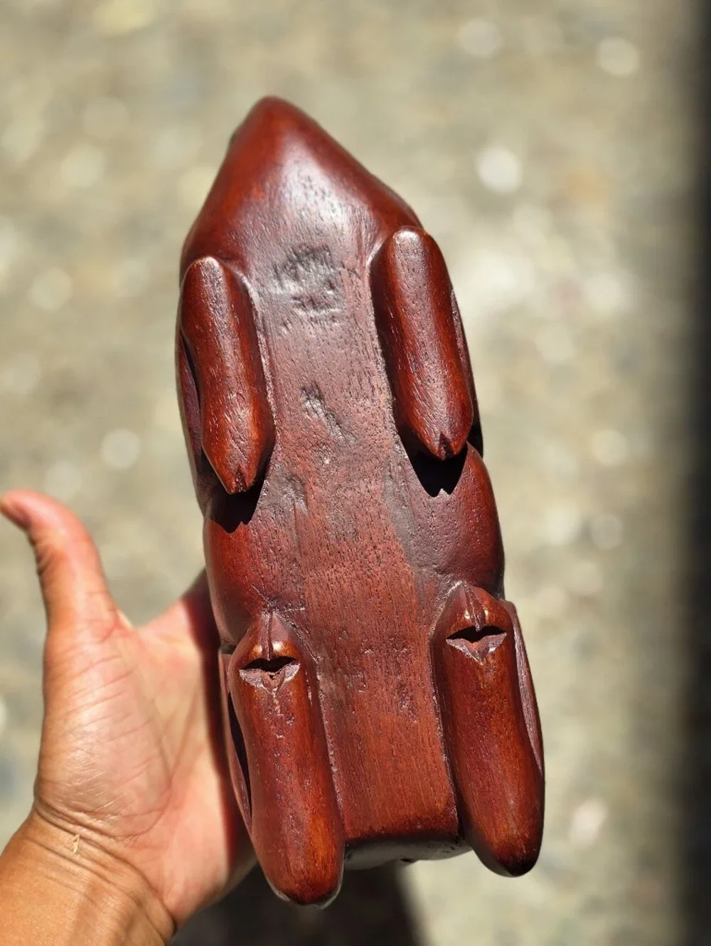 Vintage artisan handcarved heavy solid wood pig Trinket snuff box